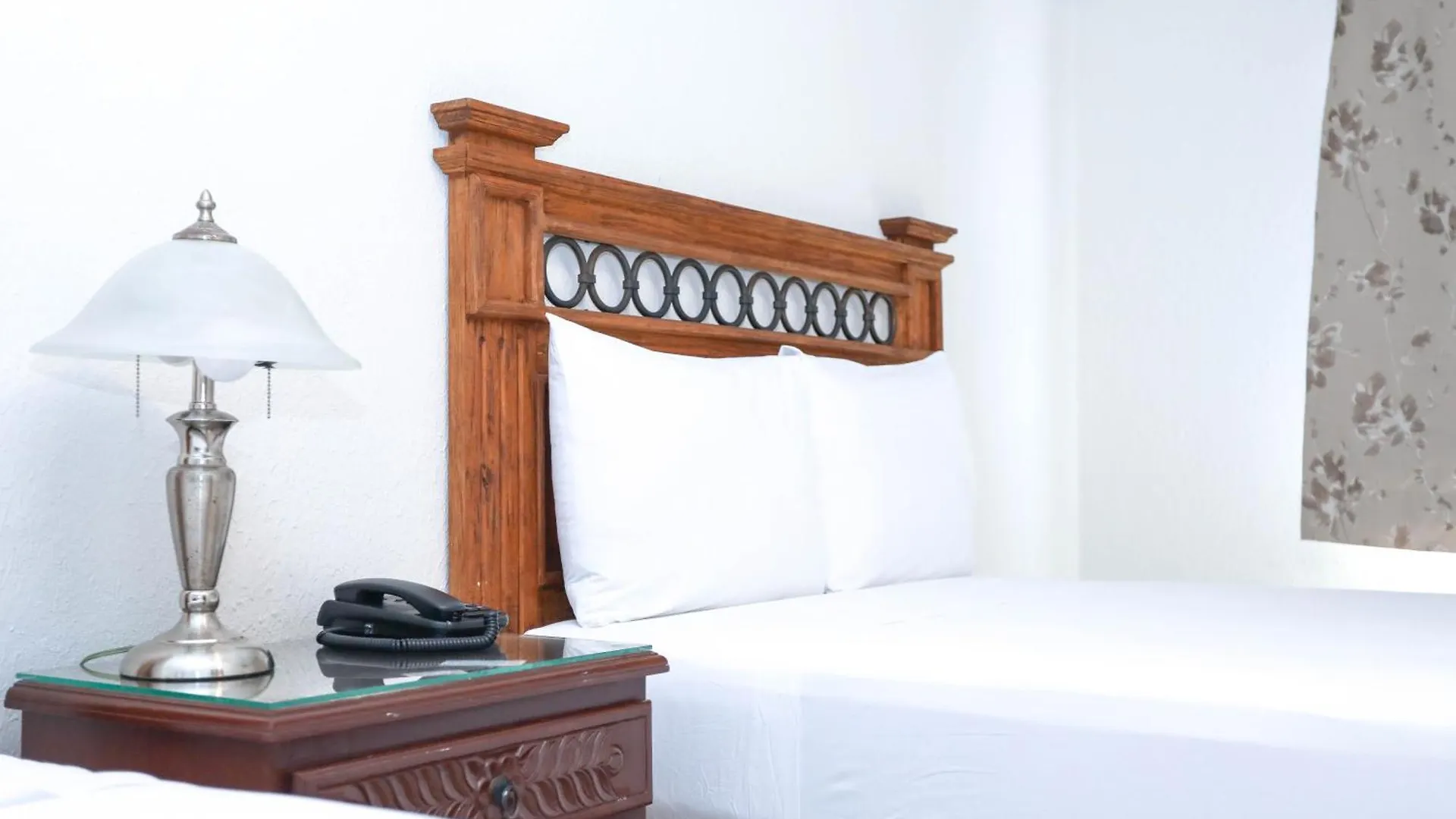 Hotel Avenida Канкун 3*,